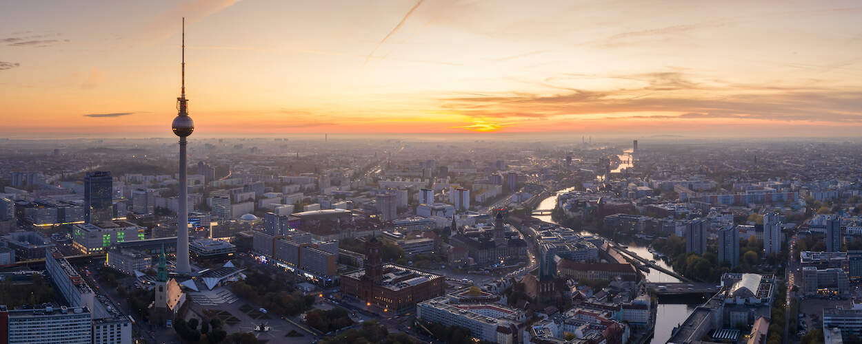 1H Spreefahrt Berlin Panoramablick 1250x500